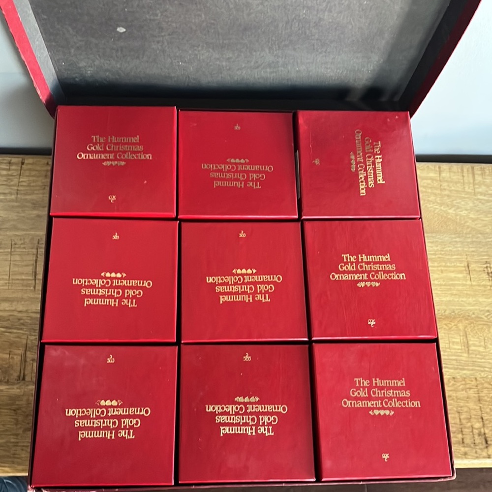 Complete Hummel Gold Christmas Ornament Collection Vintage Danbury Mint - Picture 2 of 15